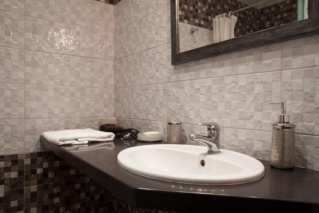 Apartment Roksolana Lviv Exterior photo